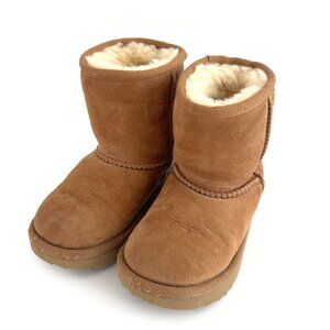 UGG Kids Toddler Boots in Chestnut Brown size 8